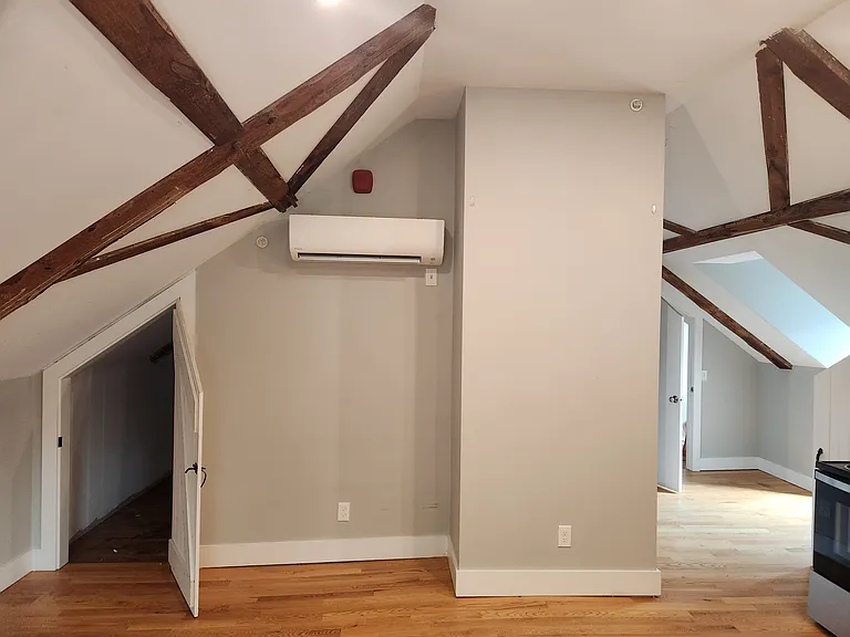 72 Main St #8 — Photo 16