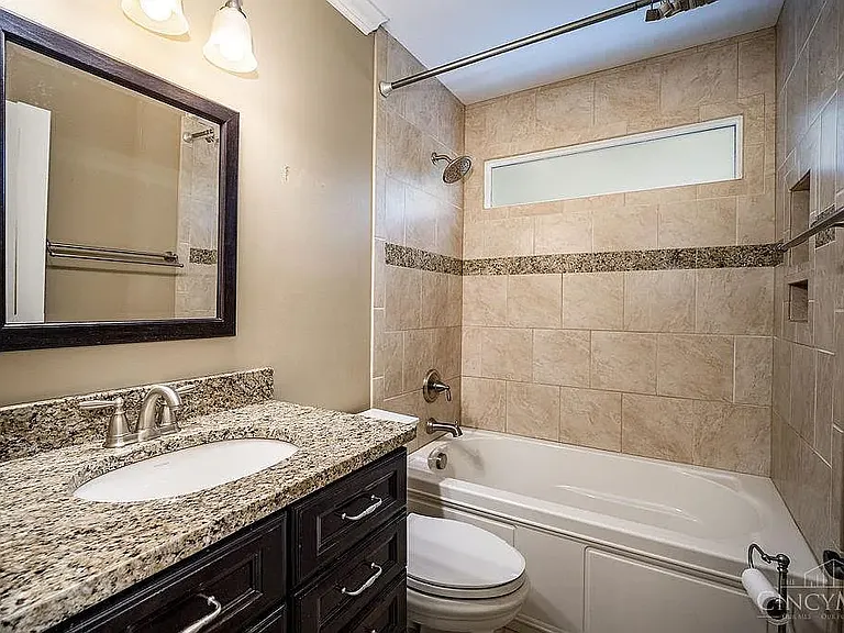 9394 Kentonsrun Ct — Photo 3