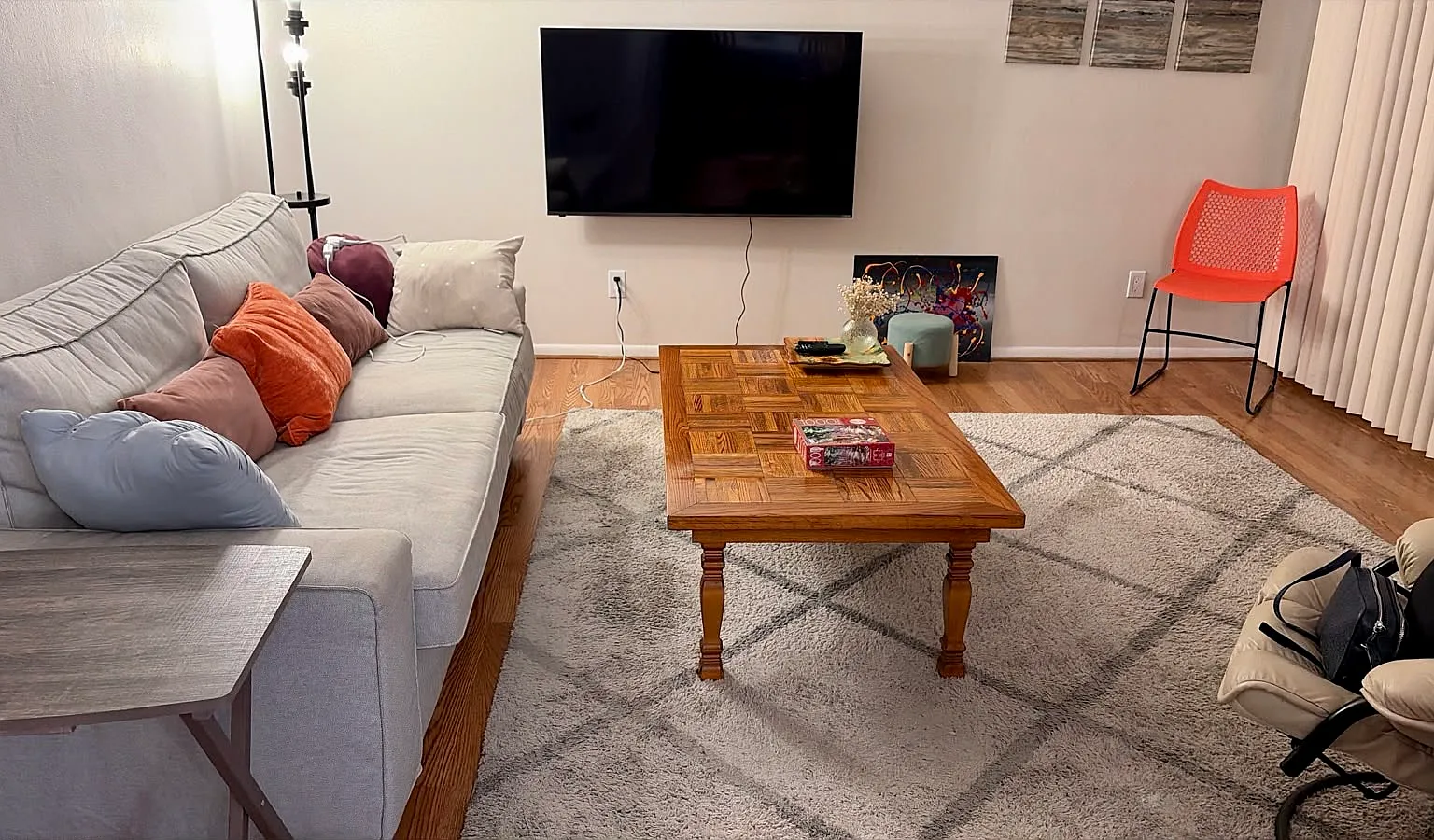 2 bed, 840 sqft, $1,500 — Photo 4