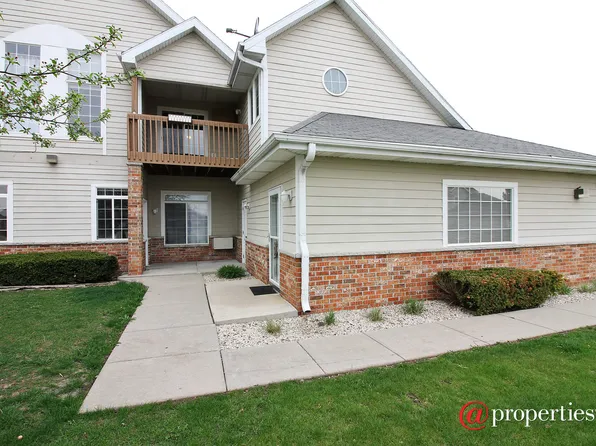 513 Lawson School Rd #31, Delavan, WI 53115