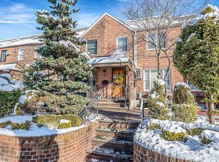 60-51 71st St #1, Maspeth, NY 11378