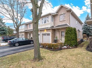 1353 Stephenson Dr, Burlington, ON L7S2M4