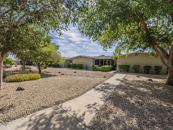 3rd image of 13326 W DESERT GLEN Drive