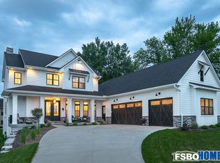 2941 Diamond Mil Cir, Coralville, IA 52241