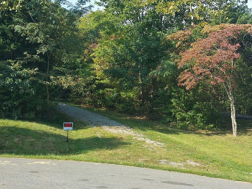 1st image of 0 Lexington Ct Lot 7