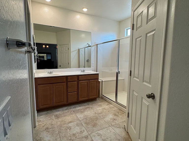 36825 N Yellowstone Dr — Photo 10