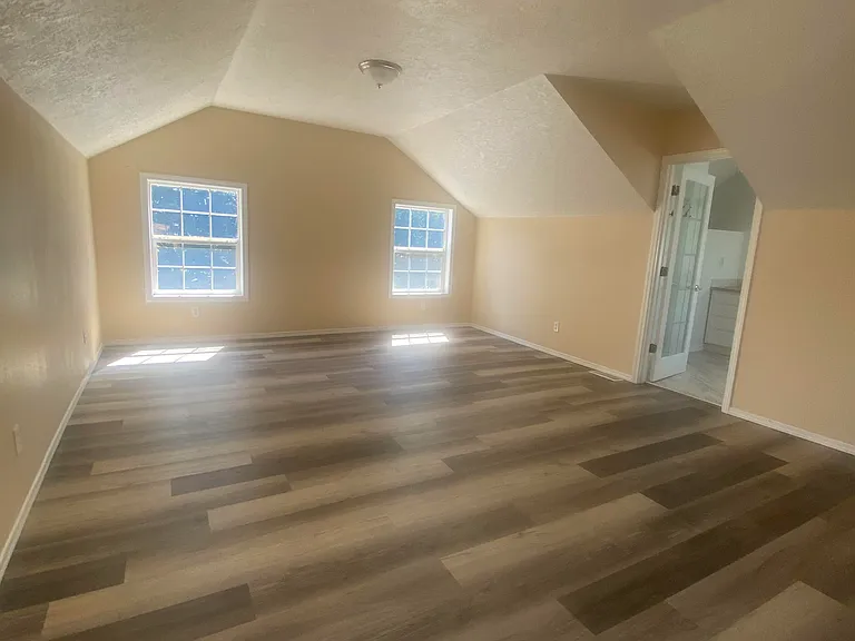 1620 Broadway St NE — Photo 16
