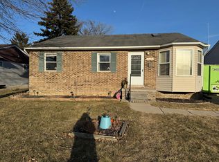 29424 Legion St, Roseville, MI 48066