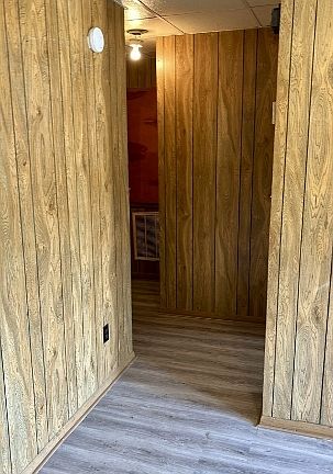 2nd image of 1104 Halsey St #11329326
