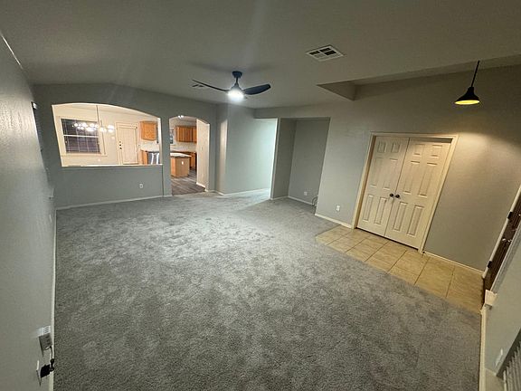 4th image of 3208 Blue Ridge Dr