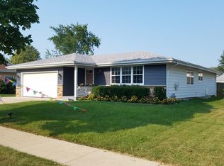 7004 60th Ave, Kenosha, WI 53142
