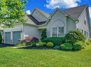 540 Bennington Ln, Lakewood, NJ 08701