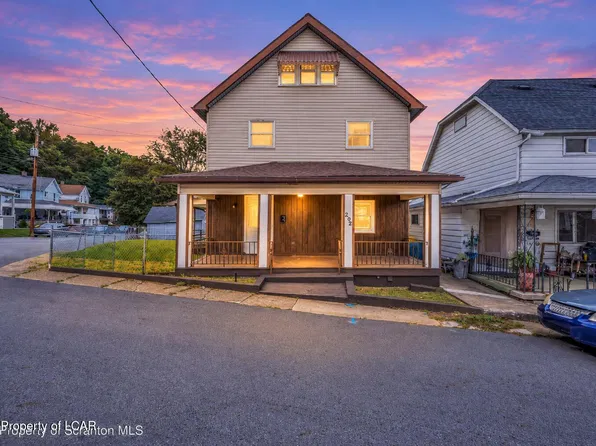 216 Lawrence St, Archbald, PA 18403