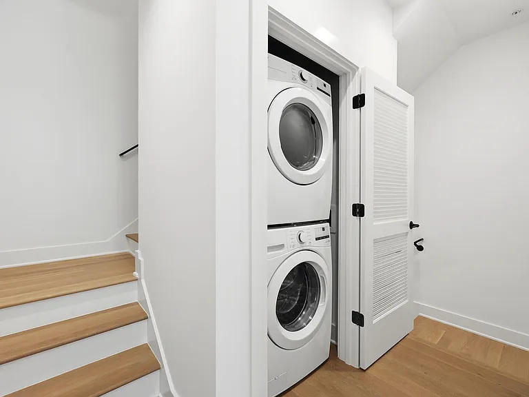 403 Chatham View Rd — Photo 28