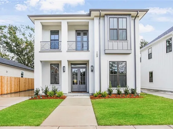 709 Randolph Ave, Harahan, LA 70123