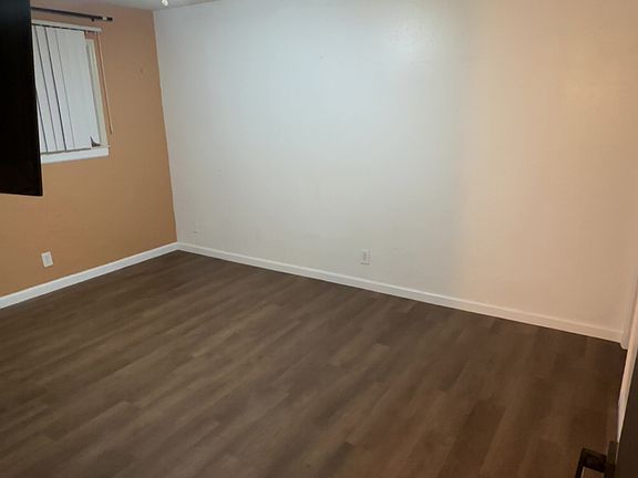 4th image of 3170 W Bellaire Way