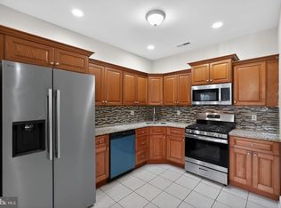 1630 Welsh Rd #25D, Philadelphia, PA 19115