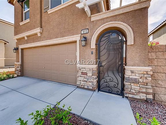 3rd image of 1013 Pebble Lake St