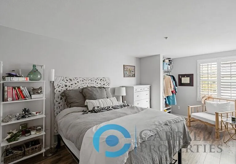 1435 India St #408 — Photo 21