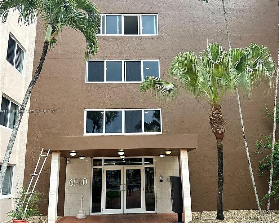 1st image of 6950 Miami Gardens Dr #2-226
