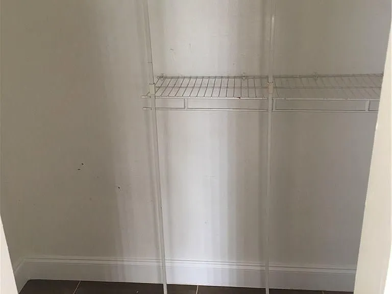4231 SW 55th Ave — Photo 10