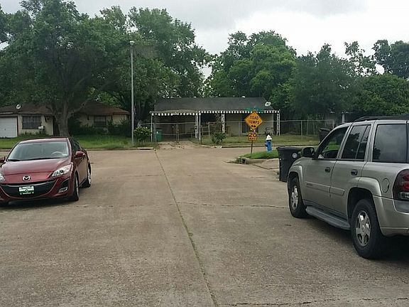 4th image of 10606 Hunkler Dr