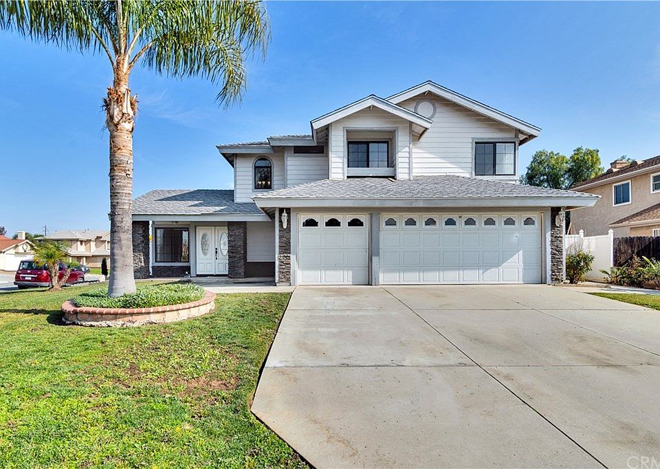 1st image of 15376 Paseo Carmel