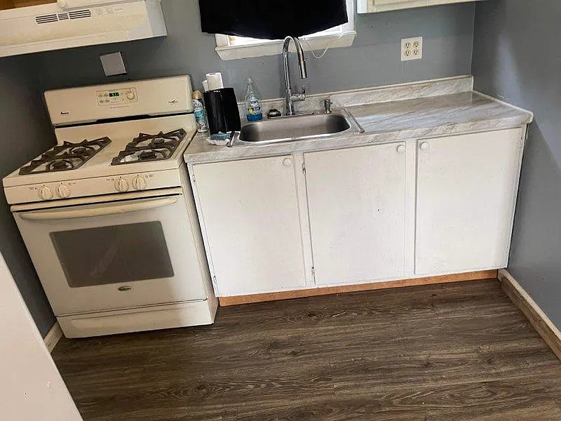 Studio, 600 sqft, $1,000 — Photo 2