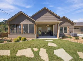 84 Maddox Ln, Chatsworth, GA 30705