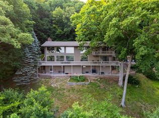 26501 Lockhaven Hl, Godfrey, IL 62035