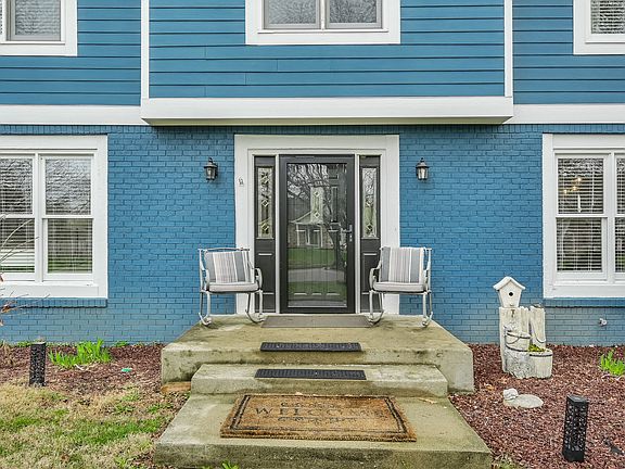 4th image of 727 Johnson Dr