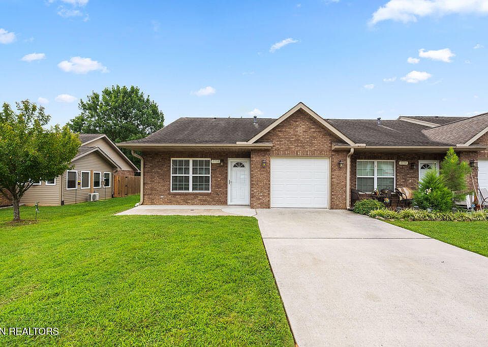 1st image of 2738 Waters Place Dr