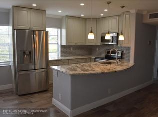 48 Normandy Ln #A, Delray Beach, FL 33484