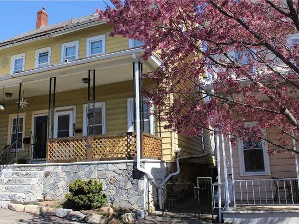 841 N Hoffert St, Fountain Hill, PA 18015