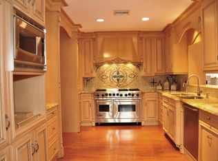 981 Hickory Ter, Boca Raton, FL 33486