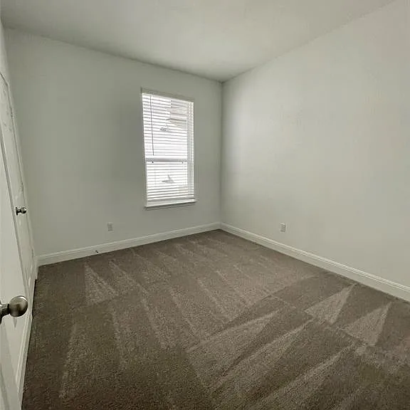 1613 Brimhurst Dr — Photo 10