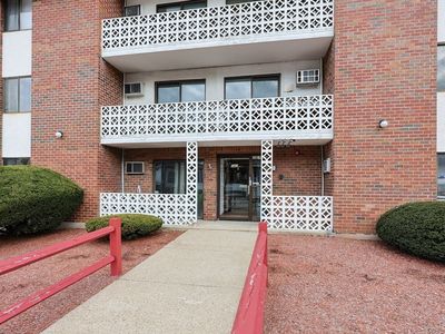 141 Pierce St APT 25, Malden, MA, 02148