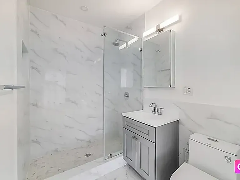103 Grove St #3R — Photo 5
