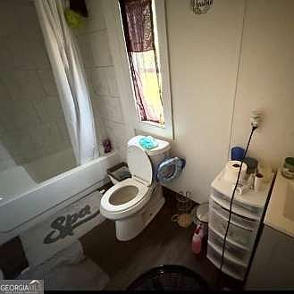4th image of 26 Leanne Dr