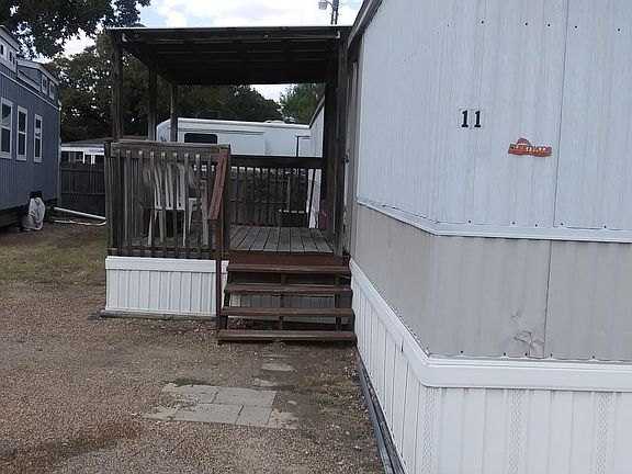 2nd image of 2000 S Burleson Blvd Trlr 11