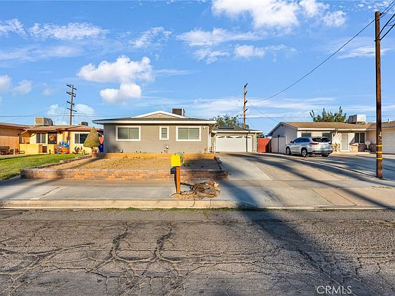 3rd image of 661 Stevens St