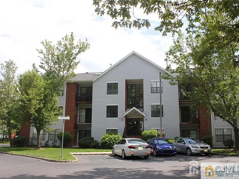 82 Keystone Ct — Photo 20
