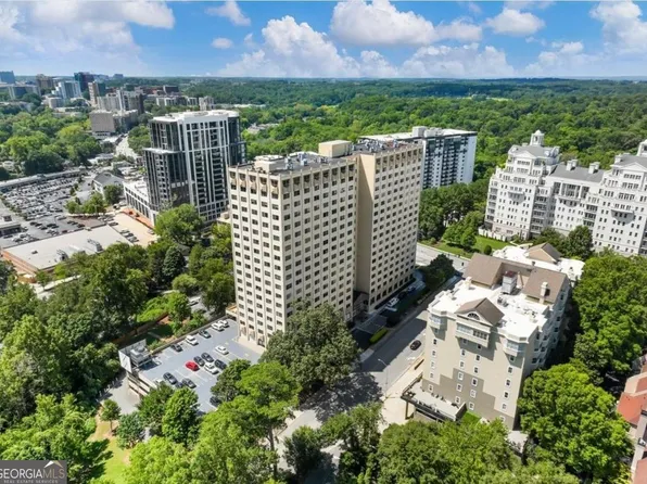 2479 Peachtree Rd NE APT 611, Atlanta, GA 30305