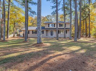 526 E Cook Dr, Chatsworth, GA 30705