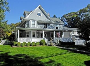 24 Lockwood Ave, Old Greenwich, CT 06870