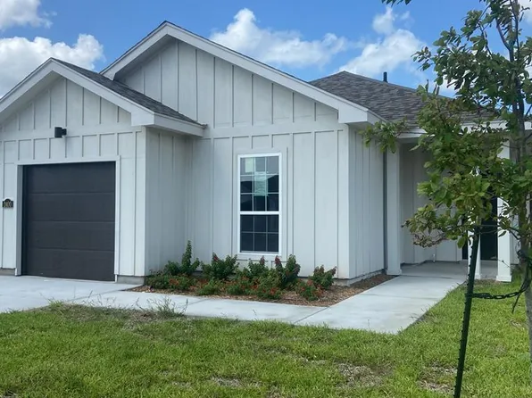 2400 Grove Ln, Brownsville, TX 78526