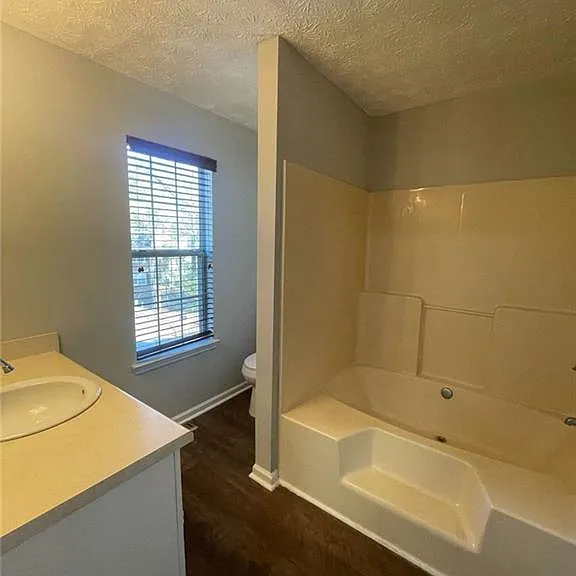 3015 Cascade Manor Dr — Photo 10