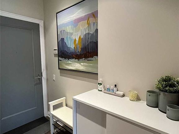 2nd image of 155 Yorkville Ave #3107