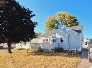 919 E 7th St, Hastings, NE 68901
