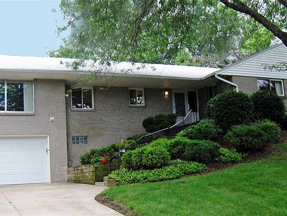1st image of 4715 Nakoma Dr